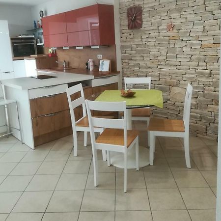 Apartma Zalka Izola Exteriör bild